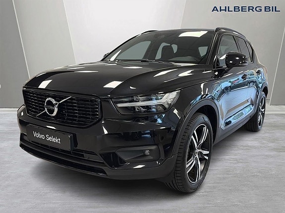 Volvo XC40 4 of 28