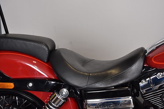 Harley-Davidson Wide Glide Vance & Hines Slip-on / Sissybar / Läderväska 13 of 18