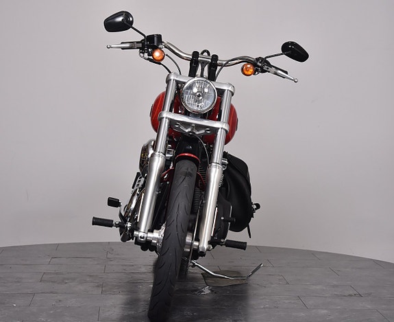Harley-Davidson Wide Glide Vance & Hines Slip-on / Sissybar / Läderväska 2 of 18