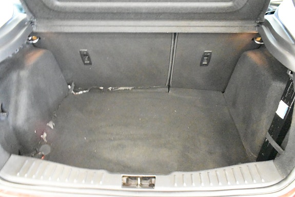 Ford Focus 9 of 19