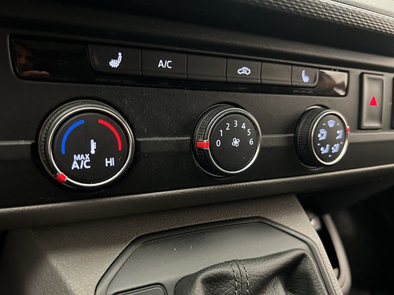 Volkswagen Transporter 26 of 30