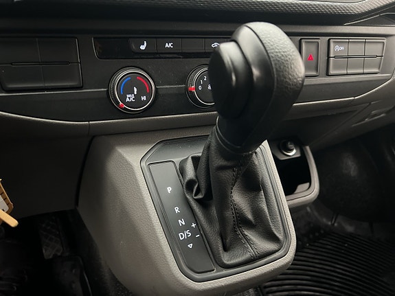 Volkswagen Transporter 27 of 30