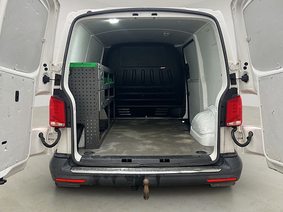 Volkswagen Transporter 12 of 30