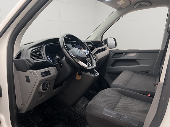 Volkswagen Transporter 17 of 30