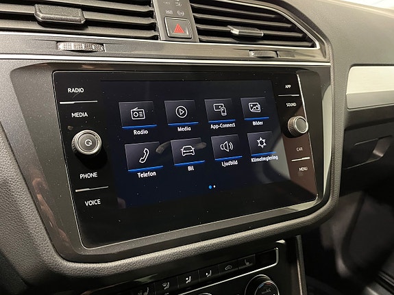 Volkswagen Tiguan 18 of 21