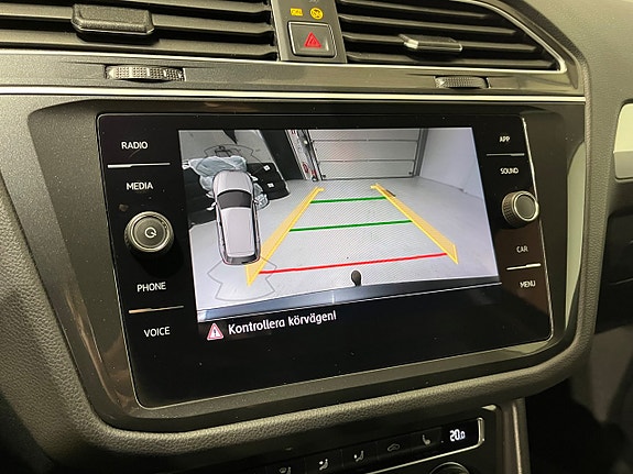 Volkswagen Tiguan 21 of 21