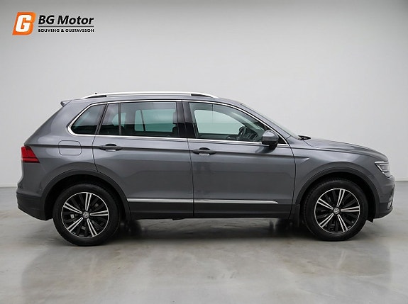 Volkswagen Tiguan 5 of 21