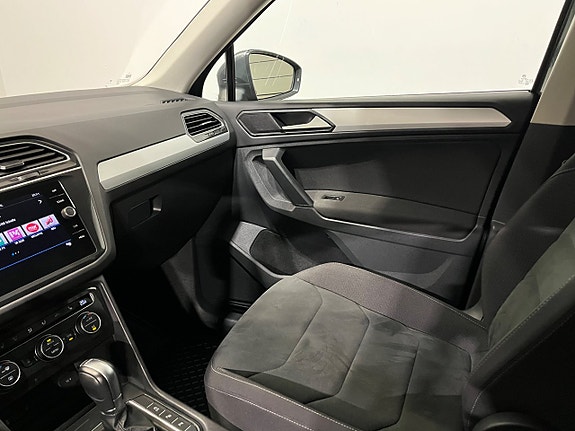 Volkswagen Tiguan 16 of 21