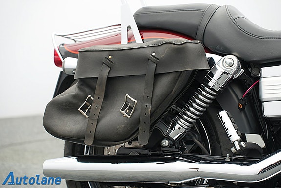 Harley-Davidson Wide Glide *Nyservad, Sissybar, Sidoväskor 18 of 26