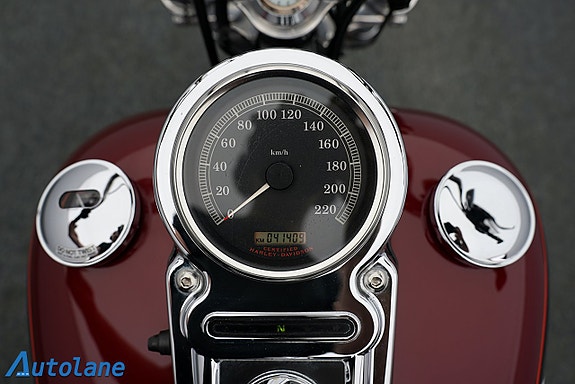 Harley-Davidson Wide Glide *Nyservad, Sissybar, Sidoväskor 21 of 26