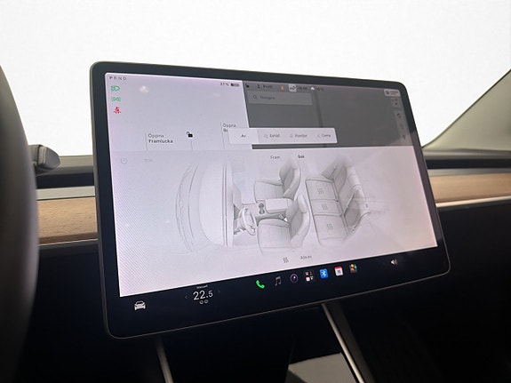 Tesla Model 3 22 of 30