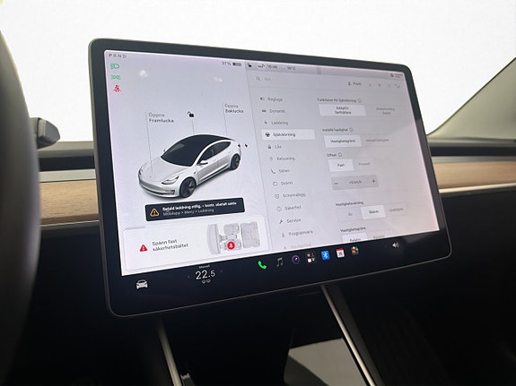 Tesla Model 3 23 of 30