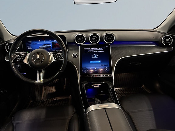Mercedes-Benz C300 8 of 23
