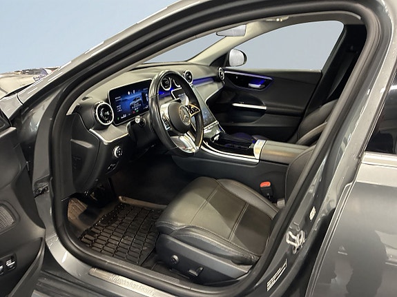 Mercedes-Benz C300 7 of 23
