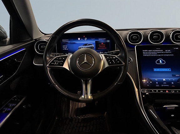 Mercedes-Benz C300 9 of 23