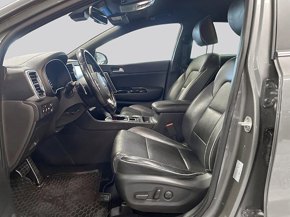 Kia Sportage 8 of 22
