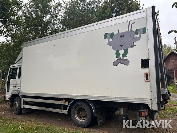 Lastbil Volvo FL6 L 4X2 med bakgavellyft 6 of 6