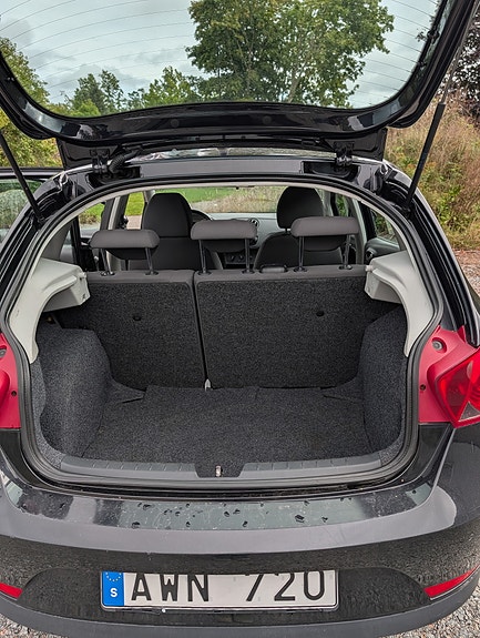 Seat Ibiza 4 of 8