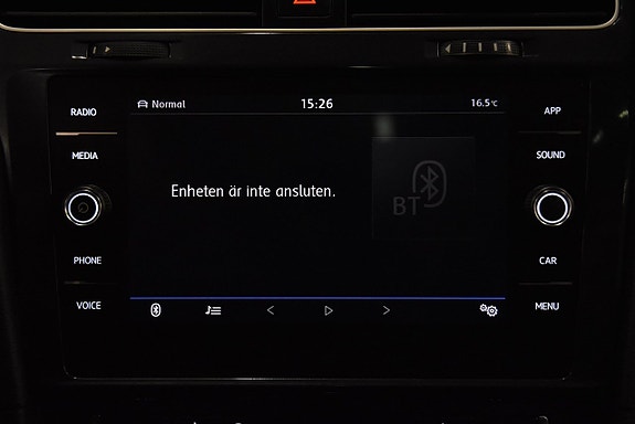 Volkswagen Golf Alltrack 17 of 22