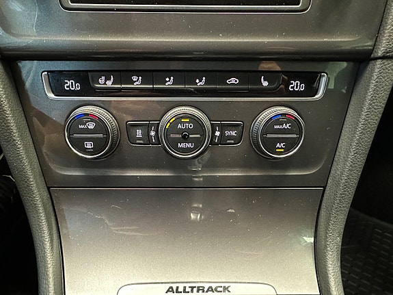 Volkswagen Golf Alltrack 24 of 28