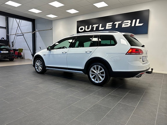 Volkswagen Golf Alltrack 4 of 28