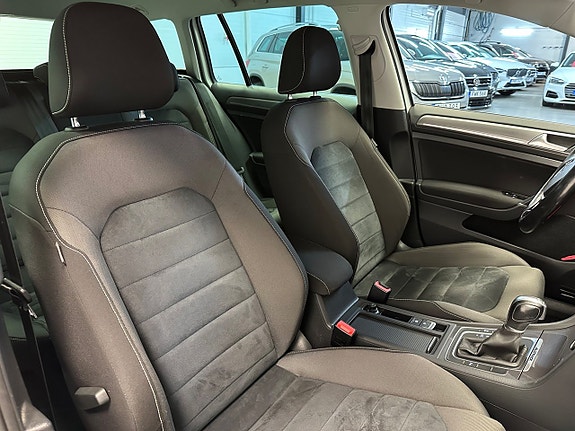 Volkswagen Golf Alltrack 15 of 28
