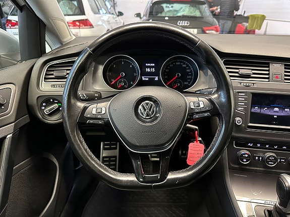 Volkswagen Golf Alltrack 20 of 28