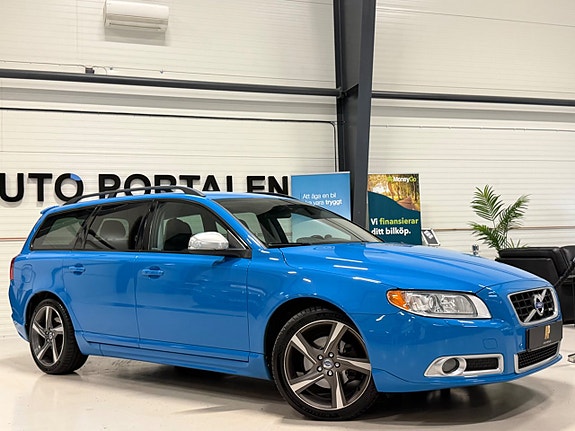 Volvo V70 2 of 20