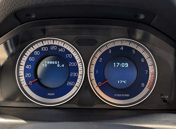 Volvo V70 16 of 20
