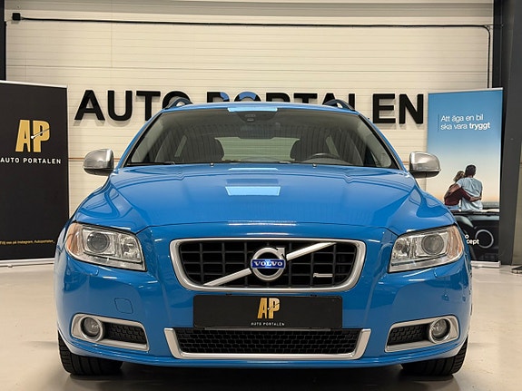 Volvo V70 9 of 20