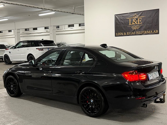 BMW 320d 3 of 20