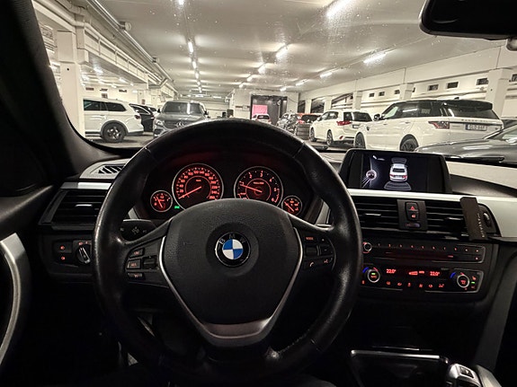 BMW 320d 15 of 20