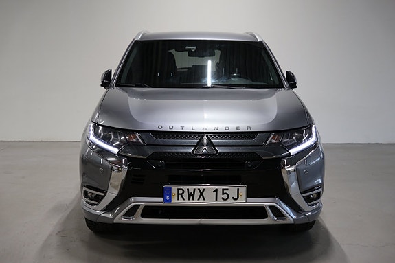 Mitsubishi Outlander 2 of 29