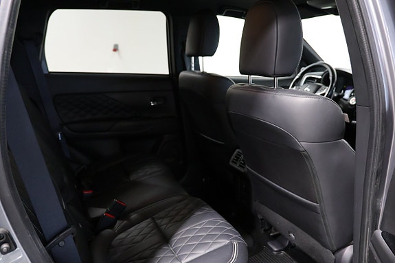 Mitsubishi Outlander 15 of 29