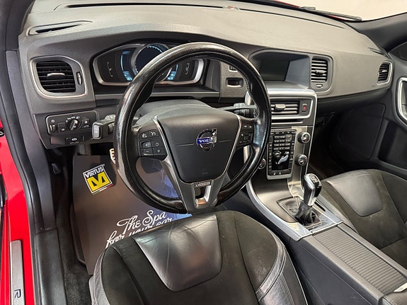 Volvo V60 9 of 19