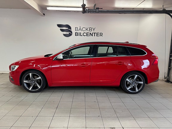 Volvo V60 2 of 19