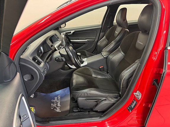Volvo V60 10 of 19