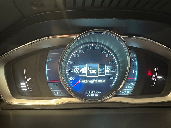Volvo V60 16 of 19