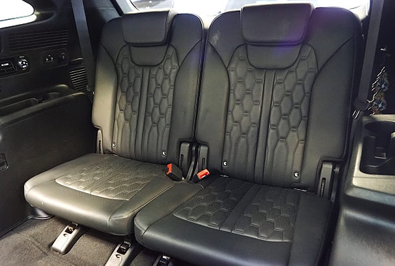 Kia Sorento 28 of 29
