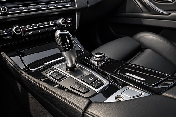 BMW 520d 15 of 22