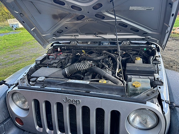 Jeep Wrangler 10 of 11