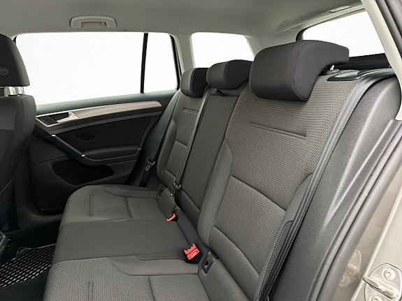 Volkswagen Golf I 23 of 30