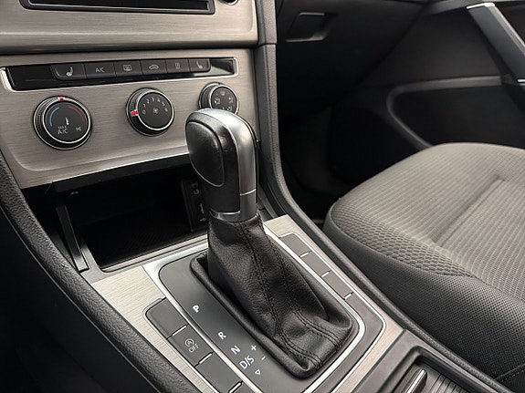 Volkswagen Golf I 19 of 30