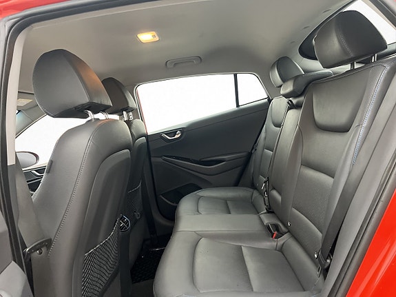 Hyundai IONIQ 27 of 30