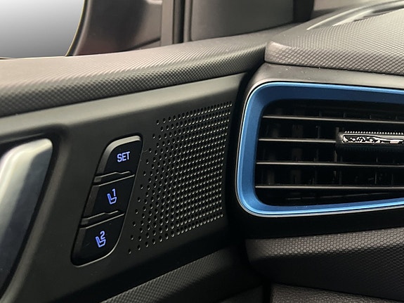 Hyundai IONIQ 13 of 30