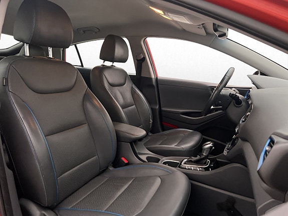 Hyundai IONIQ 24 of 30
