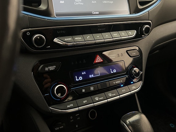 Hyundai IONIQ 21 of 30