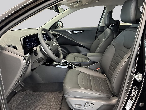 Kia Niro 8 of 29