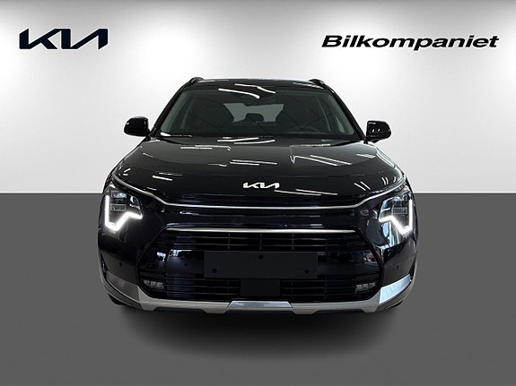 Kia Niro 2 of 29