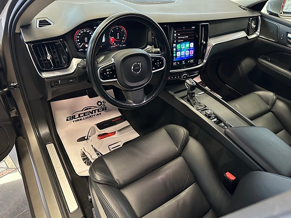 Volvo V60 9 of 18